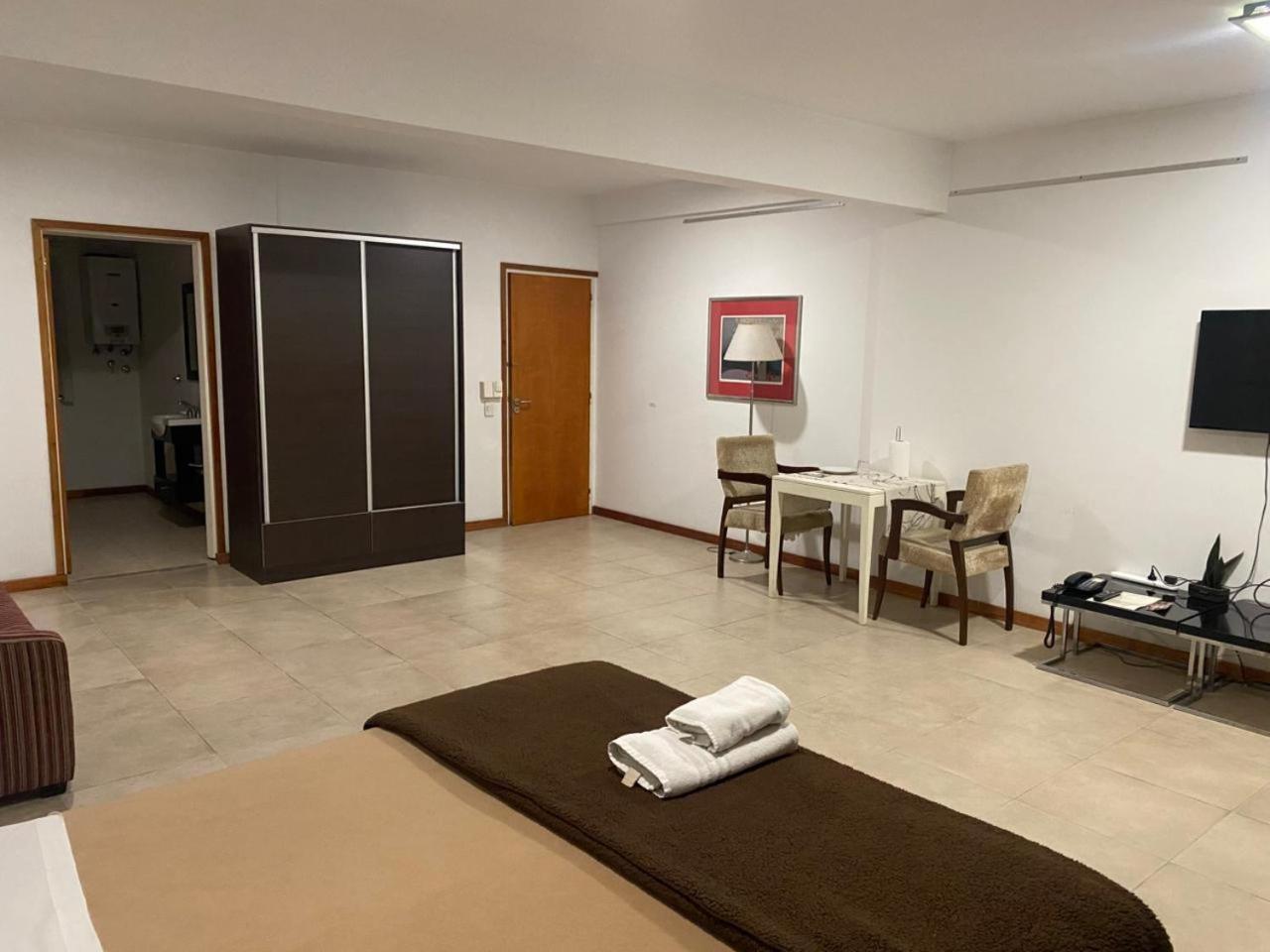 De Los Arroyos Apart Hotel 산니콜라스데로스아로요스 외부 사진