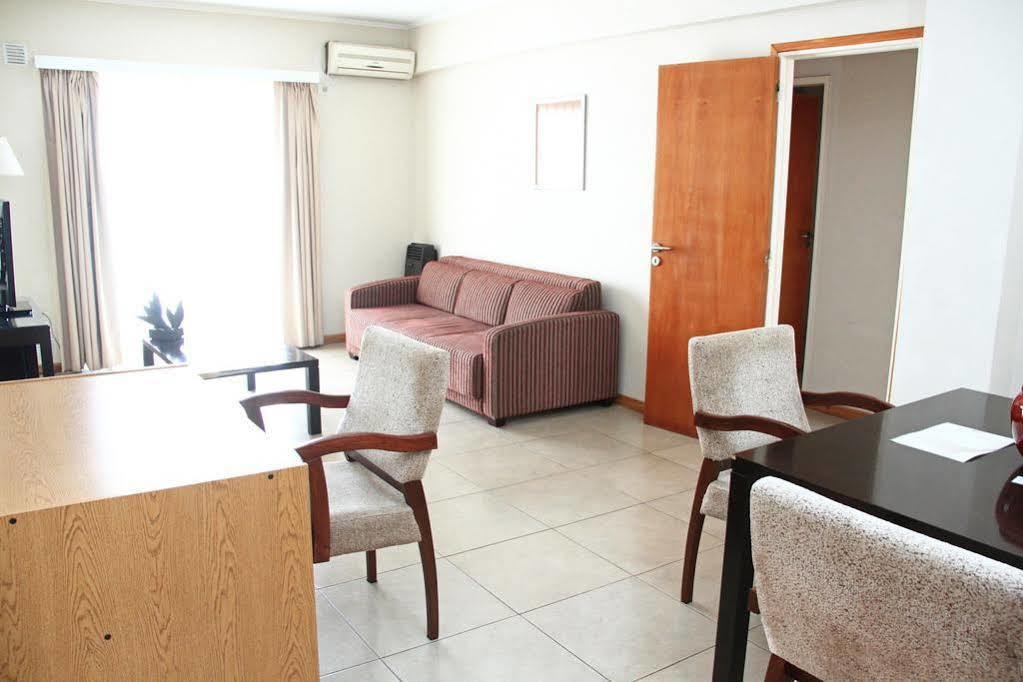 De Los Arroyos Apart Hotel 산니콜라스데로스아로요스 외부 사진